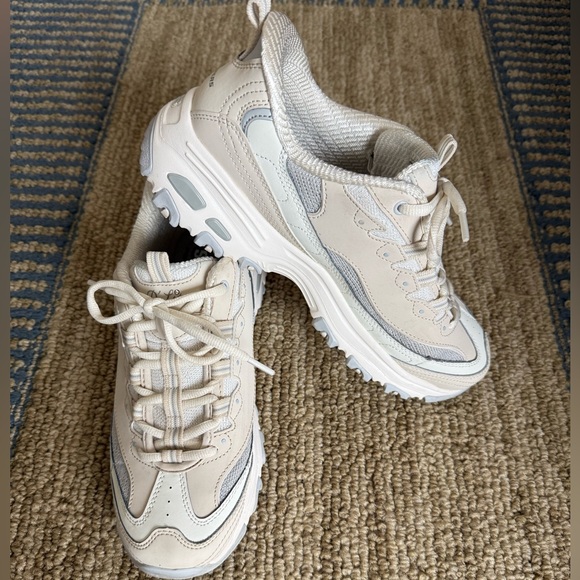 Skechers D’Lites Hands Free Slip-in Sneakers - Picture 10 of 10